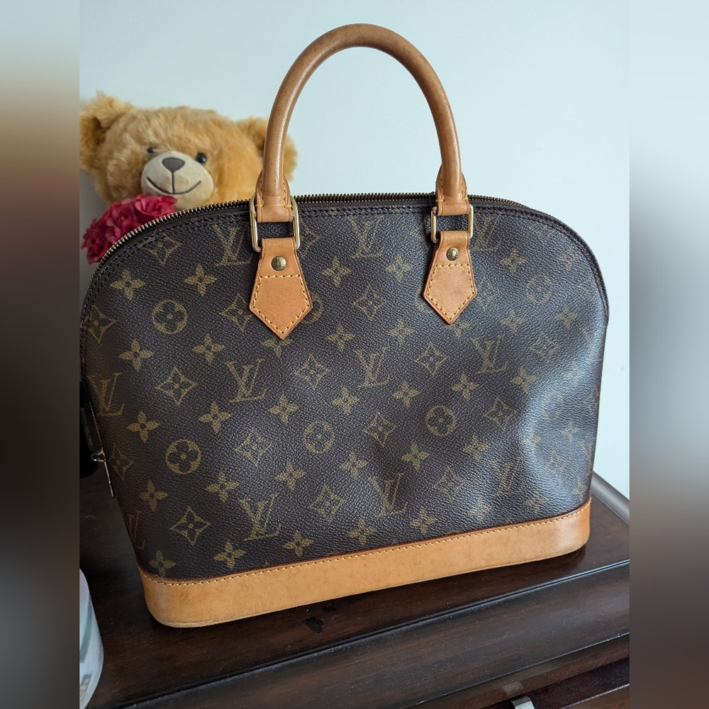 Louis Vuitton Alma PM Excellent Vintage Condition With Lock & Key & Dust bag